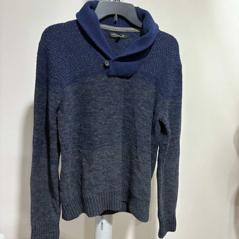 Banana Republic Mens Merino Wool Blend Blue Sweater Sz M Foldover Collar Preppy